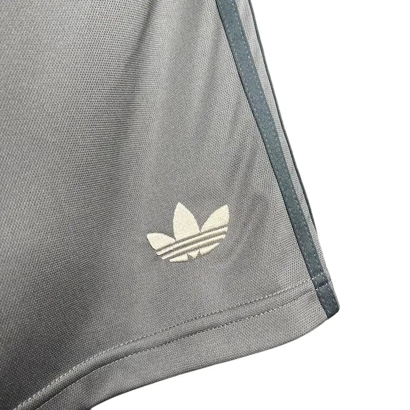 Shorts Real Madrid 2024/25 Third - Tamanho Infantil