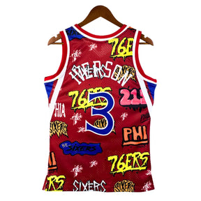 Regata NBA Philadelphia 76ers #3 IVERSON 1996/97 – Mitchell & Ness Silk Vermelha