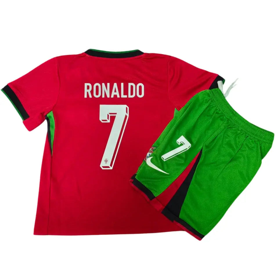 Conjunto Infantil Seleção Portugal 2024 Home - #7 RONALDO - Tamanho 20 (4-5 anos)