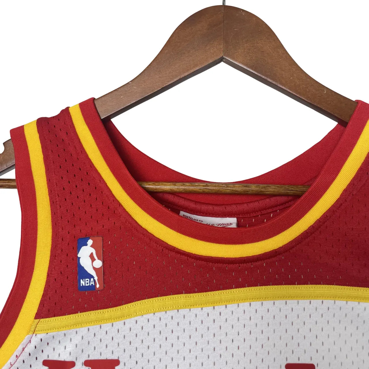 Regata NBA Atlanta Hawks #21 WILKINS 1985/86 – Mitchell & Ness Silk Vermelha