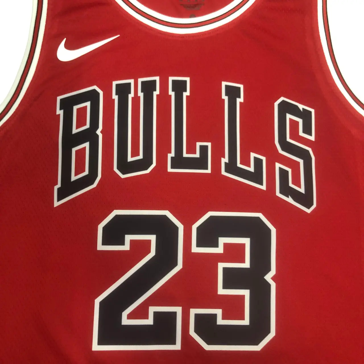 Regata NBA Chicago Bulls - Icon Edition 2022/23 Masculina - Tamanho G (L)