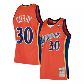 Regata NBA Golden State Warriors #30 Curry 09/10 – Mitchell & Ness Silk Laranja