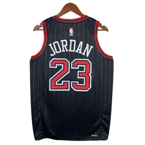 Regata NBA Chicago Bulls - Statement Edition - 2023 - Tamanho G (L)