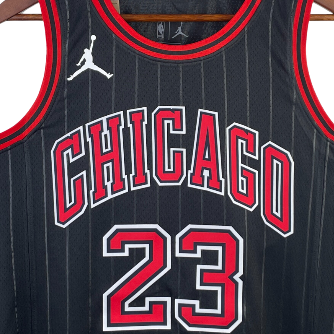 Regata NBA Chicago Bulls - Statement Edition - 2023 - Tamanho G (L)