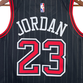 Regata NBA Chicago Bulls - Statement Edition - 2023 - Tamanho G (L)