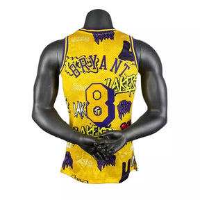 Regata NBA Los Angeles Lakers #8 Kobe Bryant 96/97 – Mitchell & Ness Silk Amarelo